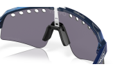 OAKLEY Sutro Lite Sweep Special Ed. "Troy Lee Designs Collection" Blue Colorshift Prizm Grey