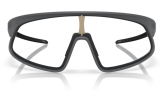 OAKLEY RSLV Matte Carbon Photochromic