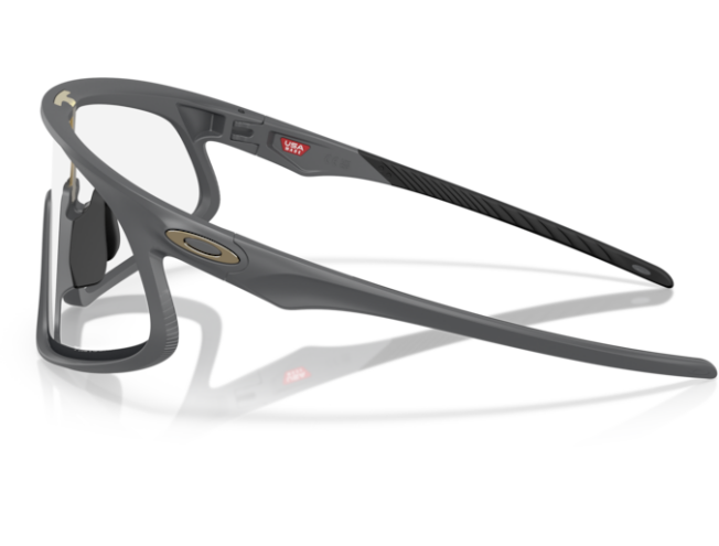 OAKLEY RSLV Matte Carbon Photochromic