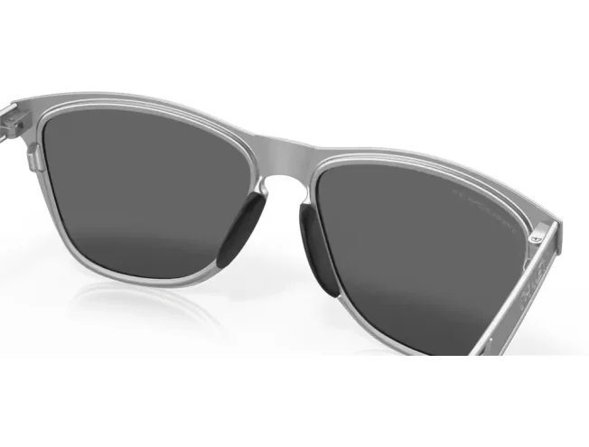 P&auml;ikeseprillid OAKLEY Frogskins Ti Raw Ti Prizm Black Polarized